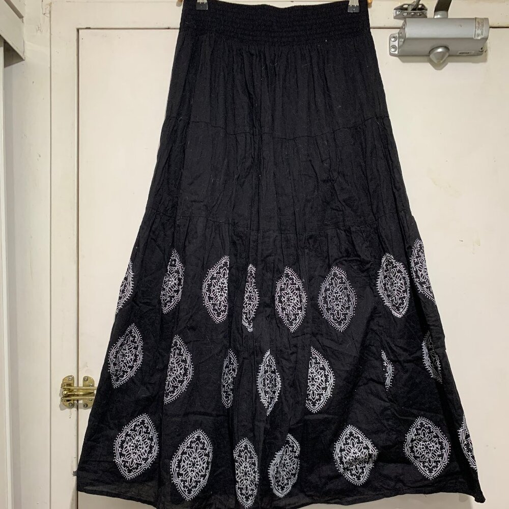 MAJOR MAXI PRINT SKIRTS SIZE M